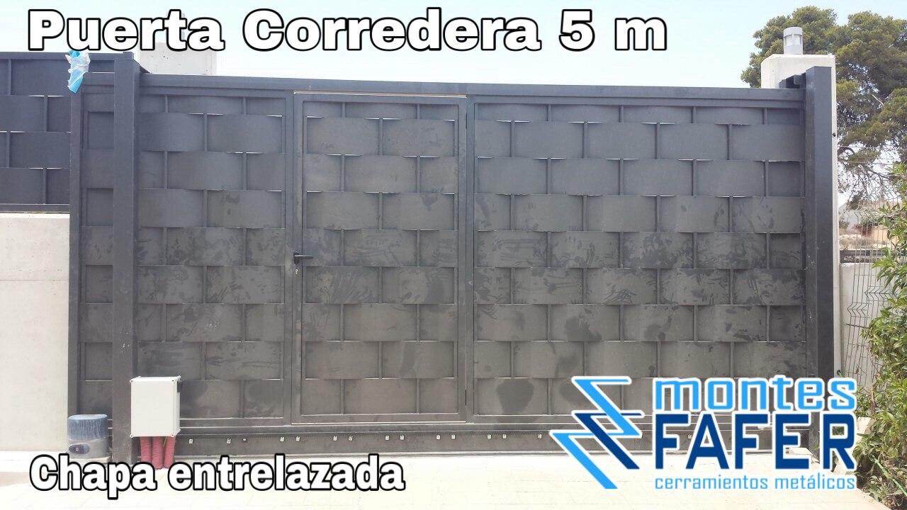 Puerta corredera chapa entrelazada MontesFafer